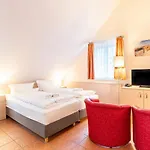 Seetelhotel Nautic Usedom Duenenhaeuser 3*